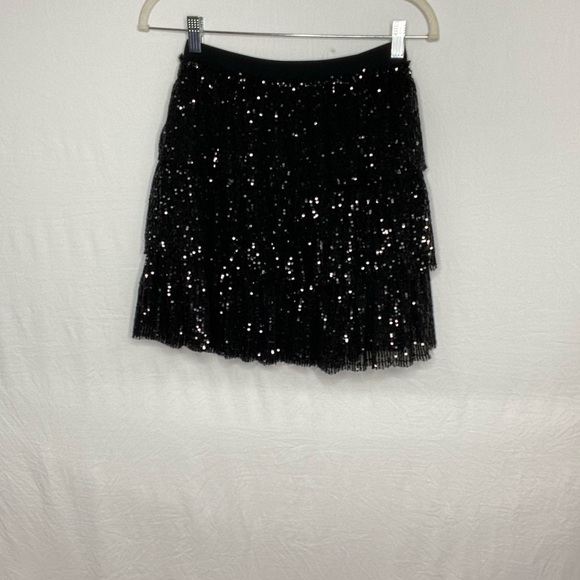 Cato Fashion Other - Cato Fashions(NWOT) Black skirt with shiny sequins,size L(14-16)Girls
